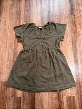 Universal Thread Olive Green Babydoll V Neck Short Linen Blend Dress, Medium